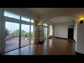 The Peak - The Mount Austin 03