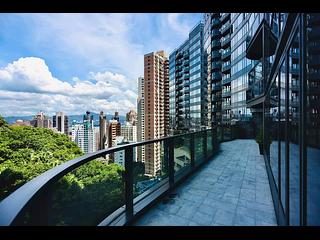 Mid Levels West - University Heights 15