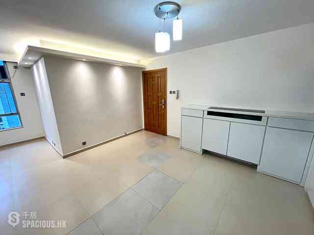 Tai Koo Shing - Tai Koo Shing Kam Din Terrace 02