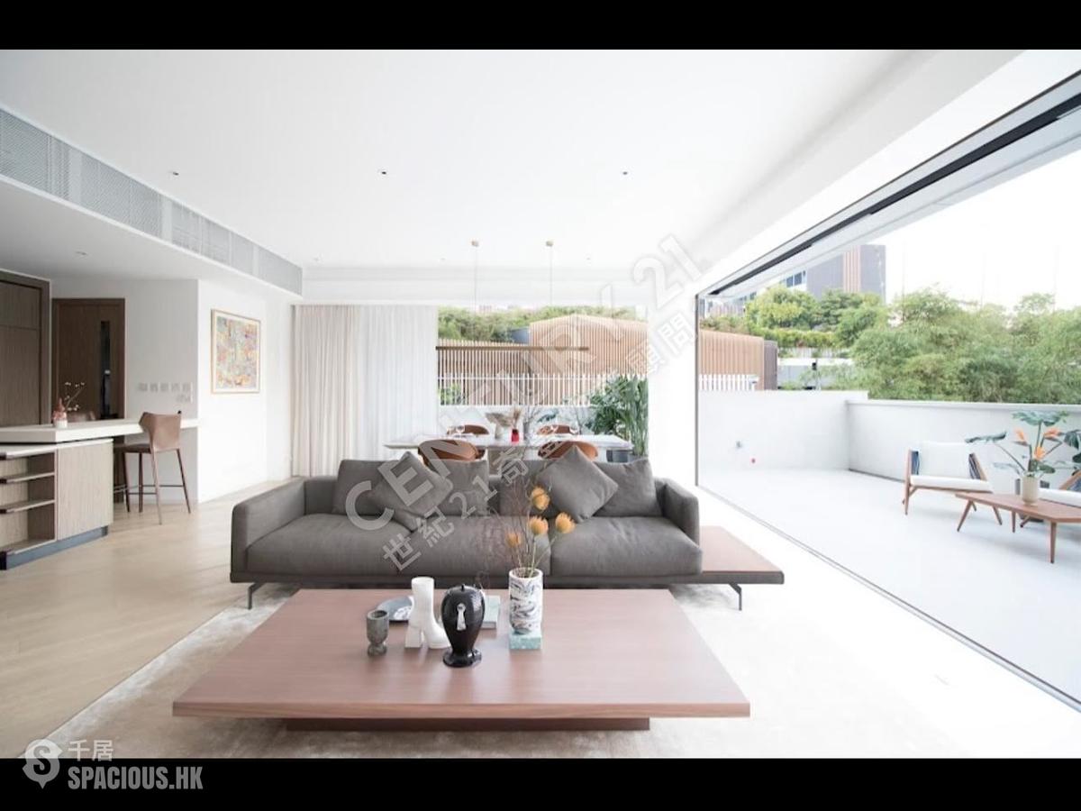 Clear Water Bay - Mount Pavilia 01