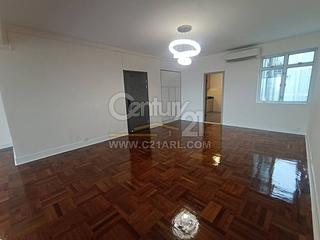 Stubbs Road - Evergreen Villa 13