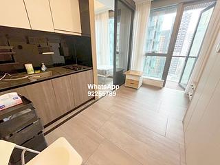 Sai Ying Pun - Two・Artlane 02