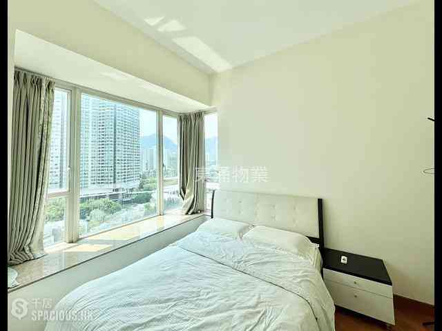 Tung Chung - Coastal Skyline Phase 4 Le Bleu Deux Block 7 06