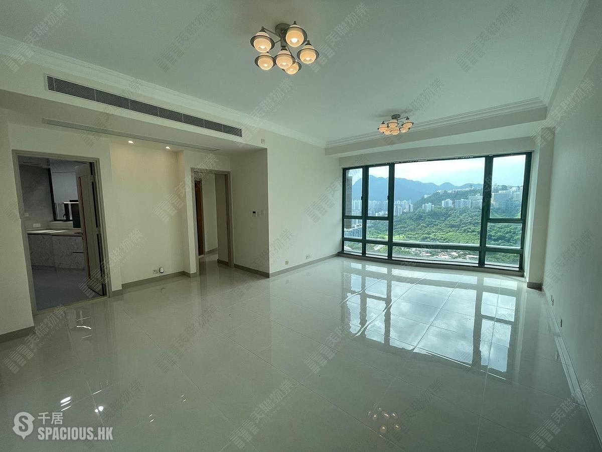 Tai Po Kau - Deerhill Bay Deerhill Tower Block 2 01