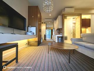 Wan Chai - J Residence 04