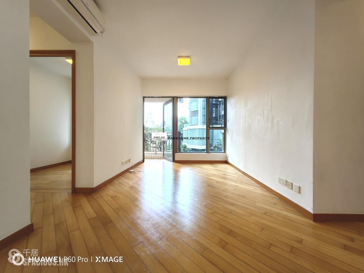 Wan Chai - The Zenith 01
