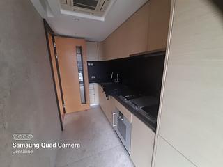 Mid Levels Central - Arezzo 12