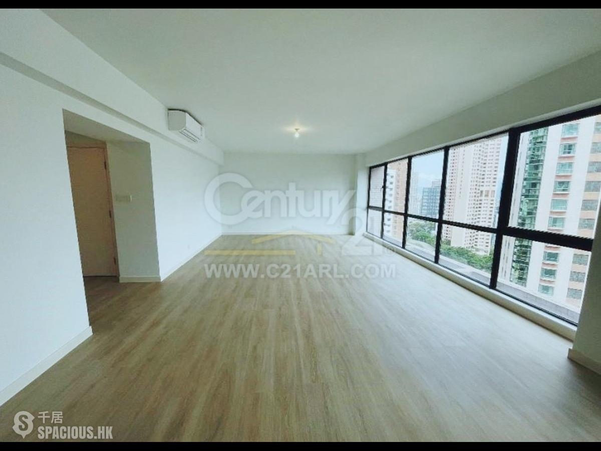 Mid Levels Central - Estoril Court 01