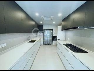 Mid Levels Central - Estoril Court 17