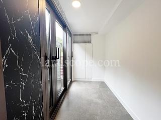 The Peak - Altadena House 17