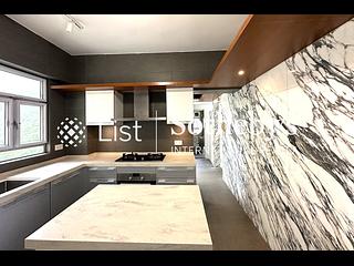 Mid Levels Central - Pearl Gardens 12