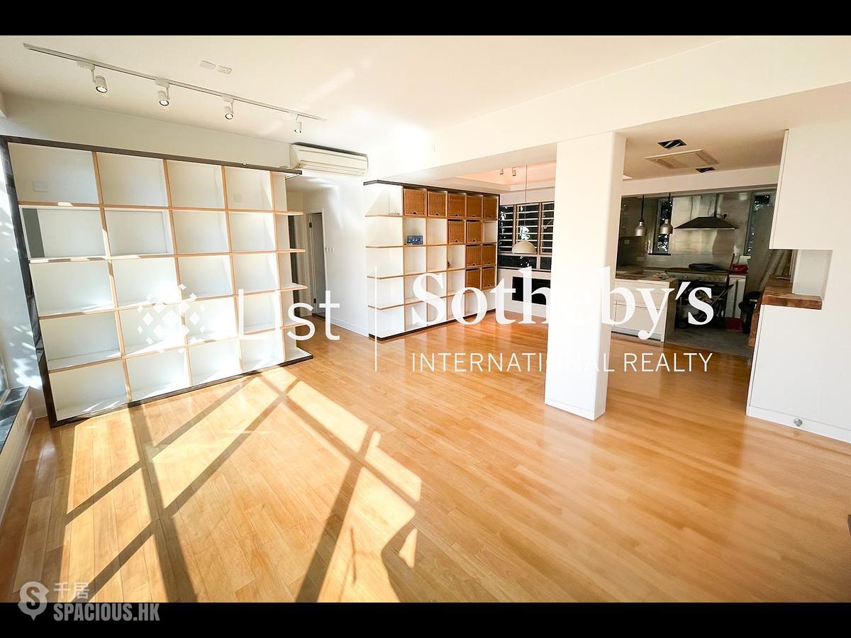 Shouson Hill - Country Villa 01