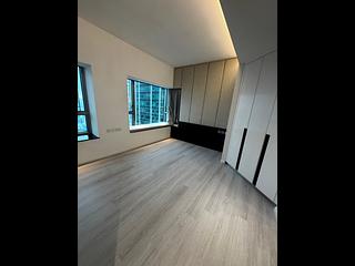 West Kowloon - Sorrento Phase 2 Block 2 07
