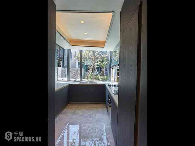 Gold Coast / So Kwun Wat - Le Pont 02
