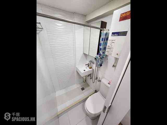 Sai Ying Pun - 114-116, First Street 04