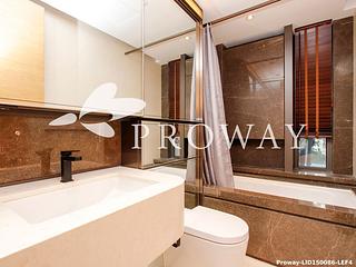 Mid Levels Central - Arezzo 11