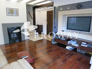 Mid Levels Central - Elegant Terrace 03