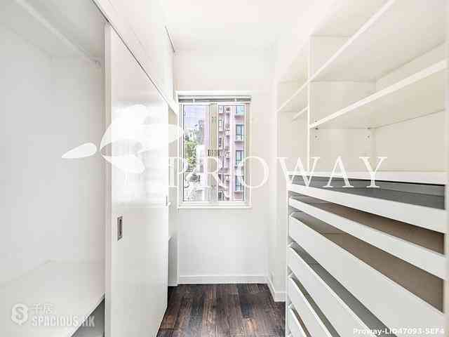 Poho - Holly Court 08