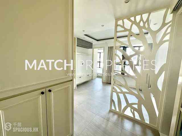 Sheung Wan - The Bellevue Place 01
