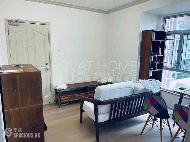 Sai Ying Pun - King Ming Mansion 01