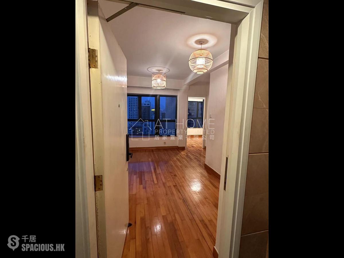 Sheung Wan - The Bellevue Place 01