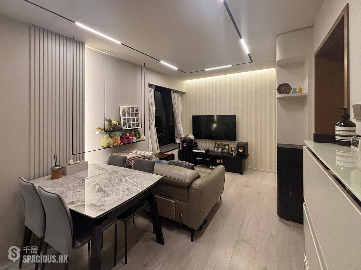 Mid Levels Central - Scenic Rise 01