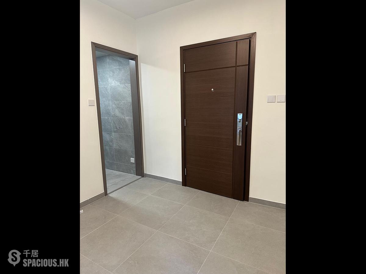 Sai Ying Pun - Connaught Garden 01
