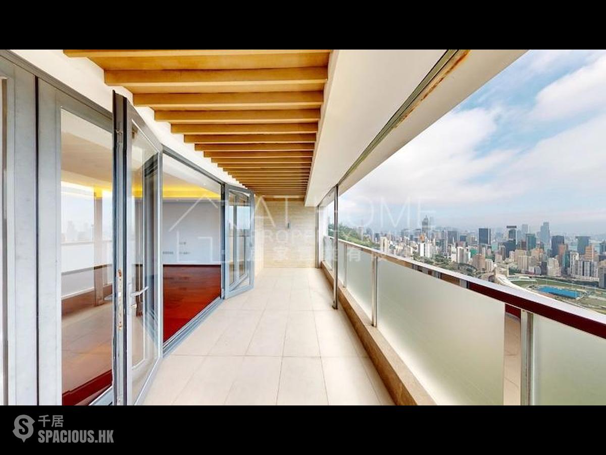 Stubbs Road - Evergreen Villa 01