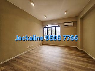 Beacon Hill - Eastbourne Court 02