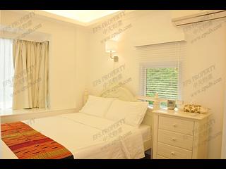 Discovery Bay - Discovery Bay Phase 5 Greenvale Village Greenburg Court (Block 2) 2 02