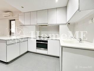 Sai Ying Pun - True Light Building 09