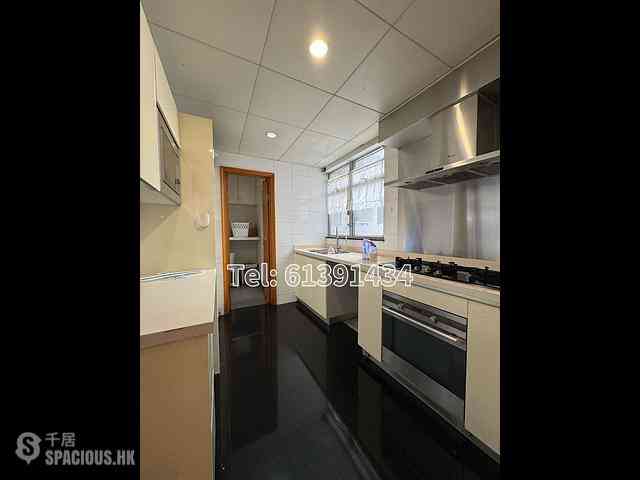 West Kowloon - The Waterfront Phase 2 Block 5 09
