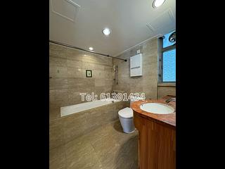 West Kowloon - The Waterfront Phase 2 Block 5 07