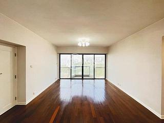 Stubbs Road - Nicholson Tower 02
