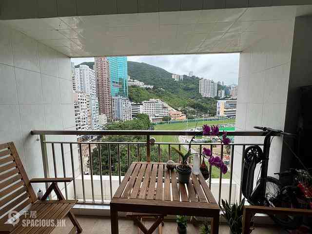 Happy Valley - Green Valley Mansion 01