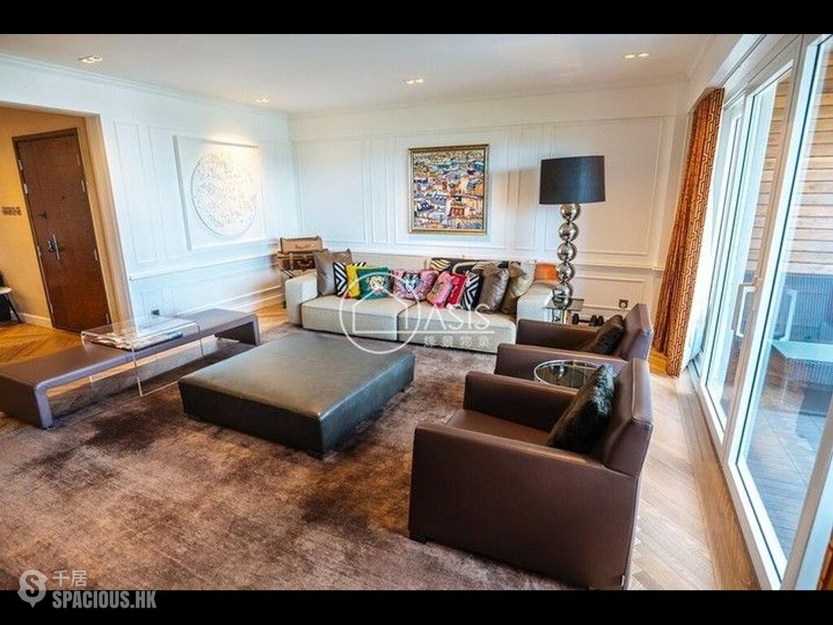 Pok Fu Lam - Scenic Villas 01