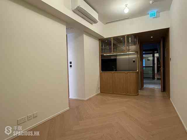 Wong Chuk Hang - The Southside Phase 5A Deep Water Pavilia 01