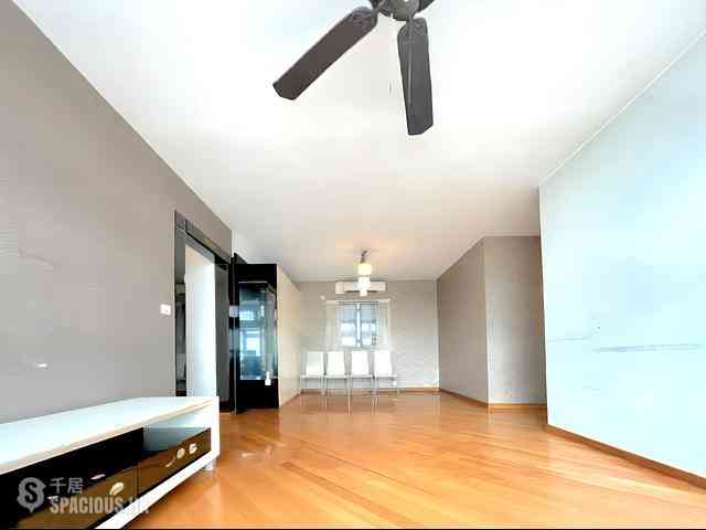 Tung Chung - Tung Chung Crescent 05