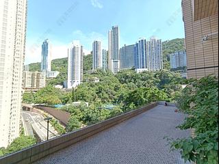 Mid Levels Central - Garden Terrace 03