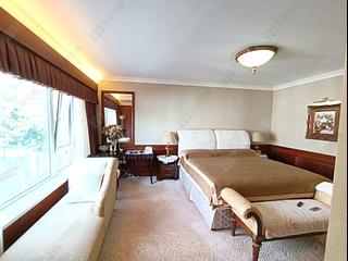 Mid Levels Central - Garden Terrace 09