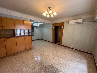 Mid Levels Central - Robinson Heights Block 3 03