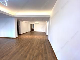 Mid Levels Central - Pine Court 05