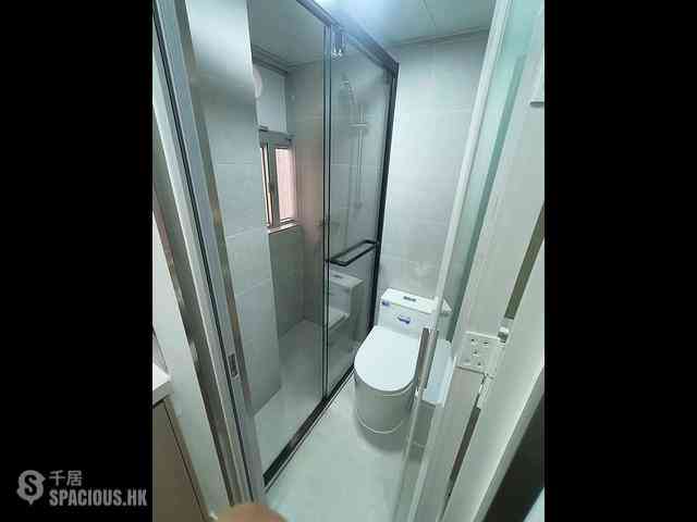 Quarry Bay - Po Lee Building 09