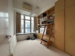 Wan Chai - J Residence 09