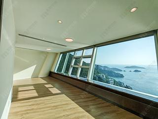 Repulse Bay - The Lily 03