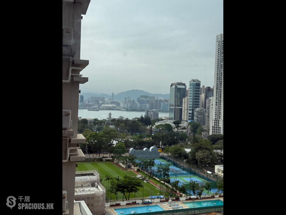 Tai Hang - The Warren 01