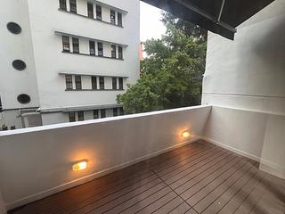 Soho - Kingearn Building 02