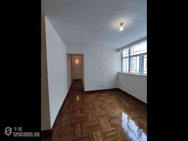 Wong Chuk Hang - South Wave Court 02