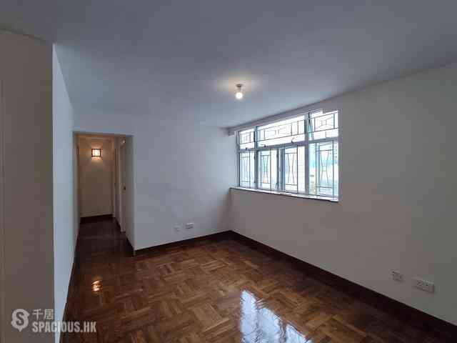 Wong Chuk Hang - South Wave Court 04