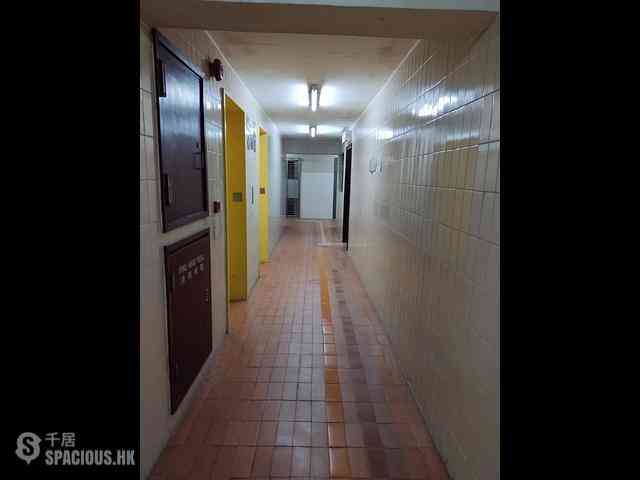 Wong Chuk Hang - South Wave Court 05